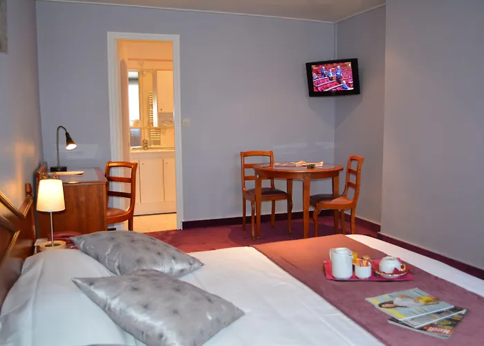 Marie Anne Deauville