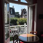 Hotel Marie Anne