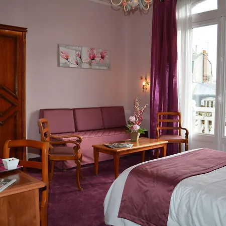 Marie Anne 3* דוביל