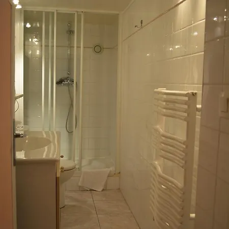 Marie Anne מלון 3*